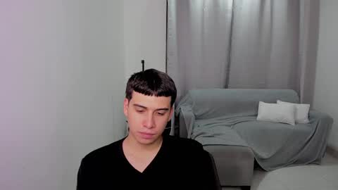 Snapshot of sweetlian_04 chatting on February 25, 2025, 2:14 am Lian online show from February 25, 2025, 2:14 am