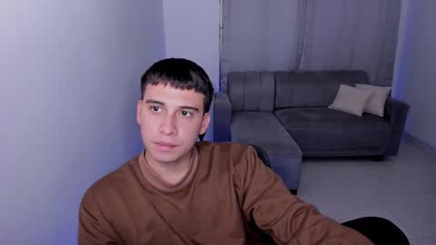 Snapshot of sweetlian_04 chatting on March 10, 2025, 8:59 am Lian online show from March 10, 2025, 8:59 am