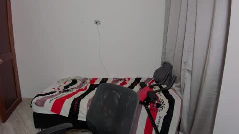 Snapshot of sweetlian_04 chatting on October 3, 2025, 2:41 am Lian online show from October 3, 2025, 2:41 am