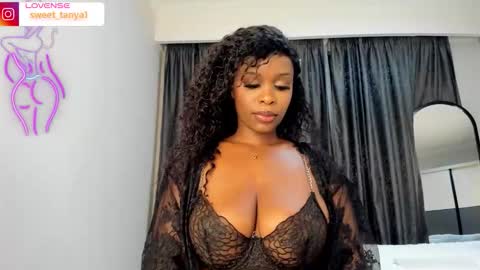 Snapshot of sweetlipsy chatting on October 4, 2025, 1:03 am sweetlipsy online show from October 4, 2025, 1:03 am