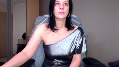 JenJenny online show from January 11, 2025, 9:04 am