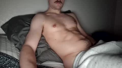 Snapshot of sweetlou22 chatting on January 4, 2025, 4:33 am sweetlou22 online show from January 4, 2025, 4:33 am