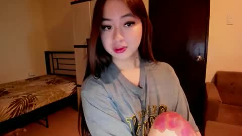 Zoe online show from October 24, 2025, 2:41 am