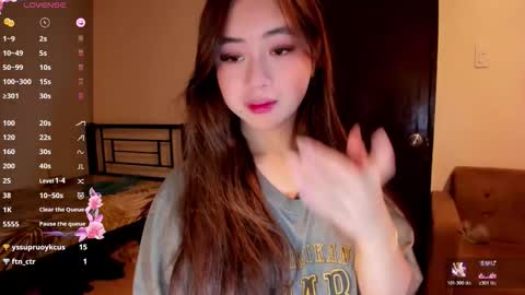 Zoe online show from November 26, 2025, 4:57 am