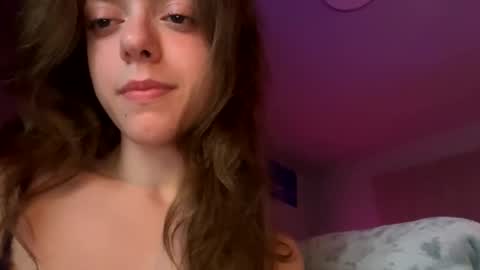 sweetmarie223 online show from April 16, 2026, 4:35 am