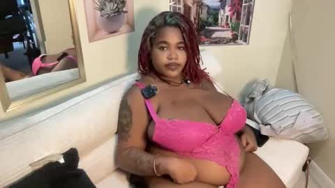 Snapshot of sweetmelonns chatting on May 6, 2026, 9:31 pm goddessmelodie online show from May 6, 2026, 9:31 pm