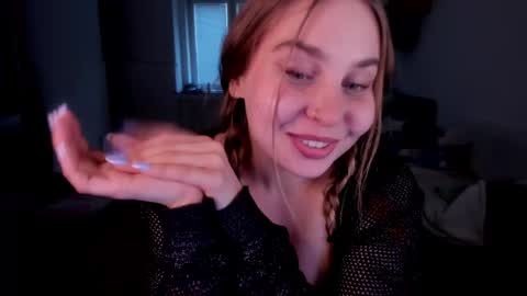 Snapshot of sweetmila1 chatting on February 20, 2025, 2:46 pm Mila online show from February 20, 2025, 2:46 pm