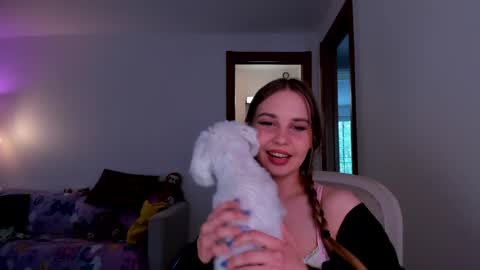 Mila online show from May 8, 2026, 1:27 pm