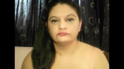 Snapshot of sweetness_angel chatting on November 29, 2025, 9:01 am Trisha angel online show from November 29, 2025, 9:01 am