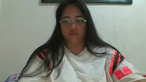 sweetnike online show from October 16, 2025, 3:07 am