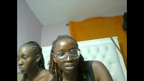 Novah girlie online show from June 6, 2026, 5:28 pm