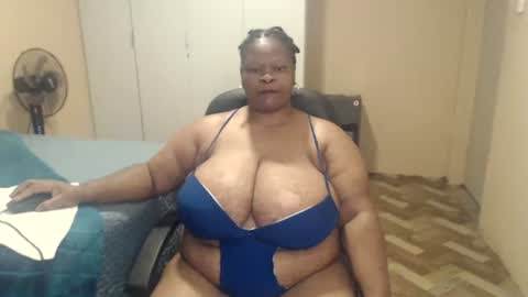 Snapshot of sweetnoziexxx chatting on April 22, 2026, 6:05 am sweetnoziexxx online show from April 22, 2026, 6:05 am