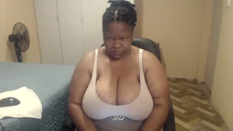 Snapshot of sweetnoziexxx chatting on May 24, 2026, 4:28 am sweetnoziexxx online show from May 24, 2026, 4:28 am