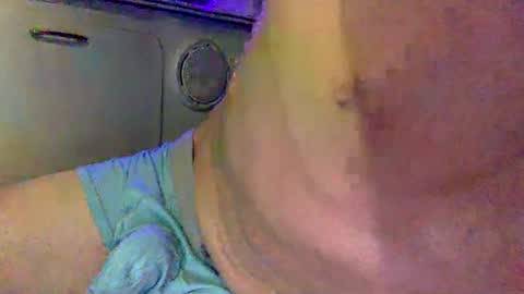 Snapshot of sweetnsexy95 chatting on February 26, 2025, 2:26 am WeAim2PZzz online show from February 26, 2025, 2:26 am