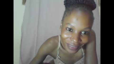 Snapshot of sweetpetite254 chatting on January 30, 2025, 1:33 am ESTHER online show from January 30, 2025, 1:33 am