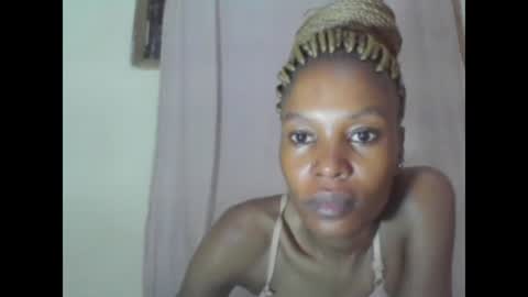 Snapshot of sweetpetite254 chatting on February 7, 2025, 2:19 am ESTHER online show from February 7, 2025, 2:19 am