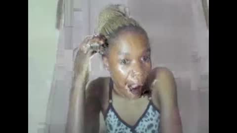 Snapshot of sweetpetite254 chatting on February 16, 2025, 6:21 pm ESTHER online show from February 16, 2025, 6:21 pm