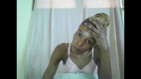 Snapshot of sweetpetite254 chatting on February 20, 2025, 7:01 am ESTHER online show from February 20, 2025, 7:01 am