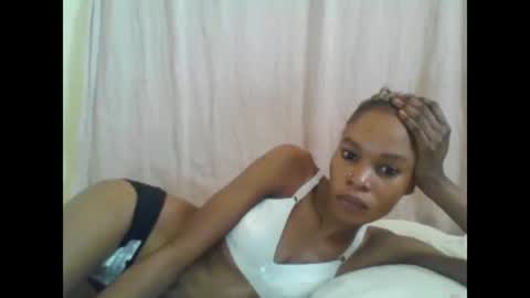 Snapshot of sweetpetite254 chatting on February 24, 2025, 12:59 pm ESTHER online show from February 24, 2025, 12:59 pm