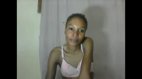 Snapshot of sweetpetite254 chatting on March 1, 2025, 6:11 pm ESTHER online show from March 1, 2025, 6:11 pm