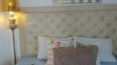 sweets one online show from February 19, 2026, 3:35 am