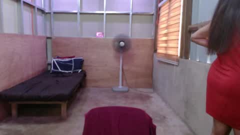 Snapshot of sweetsensation69xx chatting on May 4, 2026, 5:14 am Sweet online show from May 4, 2026, 5:14 am
