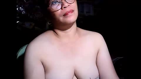 sweetsexyfiona431 online show from November 22, 2025, 11:31 am