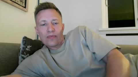 Snapshot of sweetsinner83 chatting on May 15, 2026, 8:49 pm sweetsinner83 online show from May 15, 2026, 8:49 pm