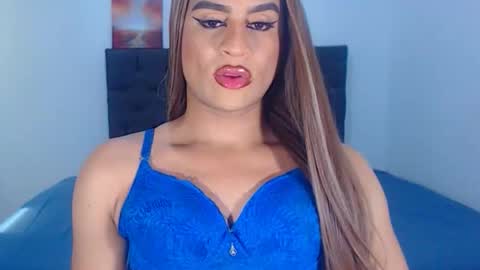 Snapshot of sweetsofiats chatting on September 11, 2025, 7:03 pm SOFIA online show from September 11, 2025, 7:03 pm