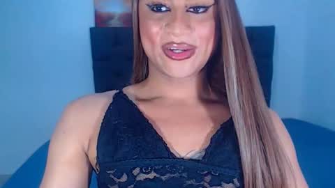 Snapshot of sweetsofiats chatting on September 29, 2025, 1:55 am SOFIA online show from September 29, 2025, 1:55 am