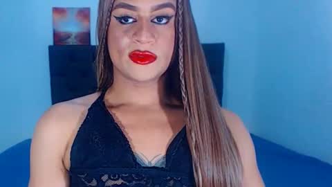 Snapshot of sweetsofiats chatting on October 10, 2025, 2:54 am SOFIA online show from October 10, 2025, 2:54 am