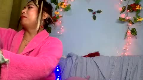 spicy online show from February 24, 2025, 10:04 am