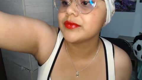 sweett_candy1 online show from October 26, 2025, 3:01 am