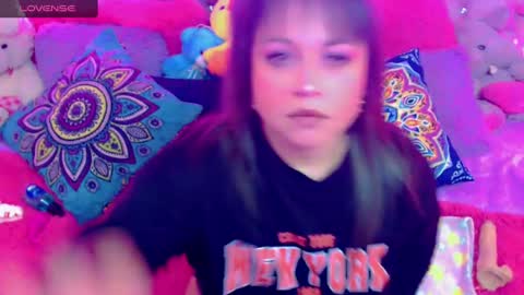 martina online show from February 10, 2025, 1:57 am