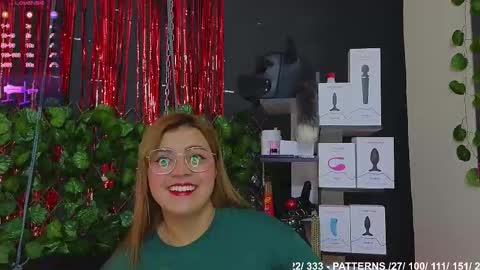 Molly -  INDEPENDENT MODEL online show from November 8, 2025, 3:34 pm