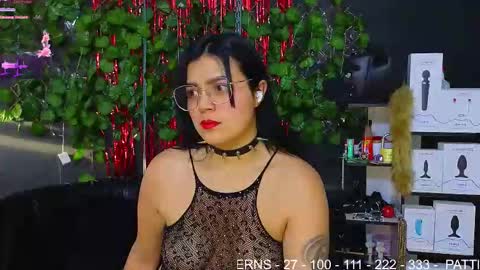 Molly -  INDEPENDENT MODEL online show from February 20, 2026, 10:32 pm