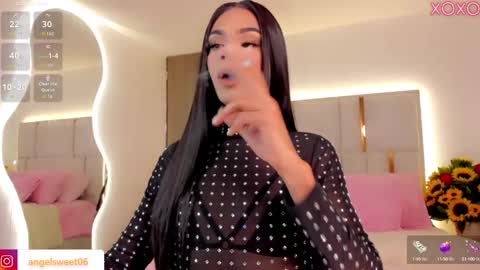 Snapshot of sweett_shinexx chatting on September 22, 2025, 4:58 am angel online show from September 22, 2025, 4:58 am