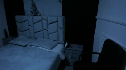 Snapshot of sweettanniex chatting on April 9, 2026, 11:37 am Sweet Annie online show from April 9, 2026, 11:37 am