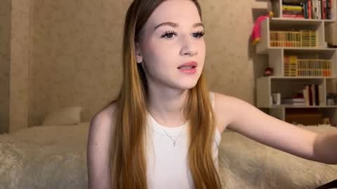 Lisa online show from September 13, 2025, 6:29 pm