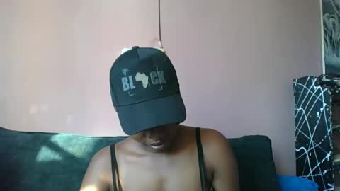 Essy online show from January 19, 2026, 2:21 pm