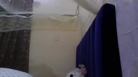 Snapshot of sweety_melanin chatting on April 26, 2026, 3:53 pm Vickky online show from April 26, 2026, 3:53 pm