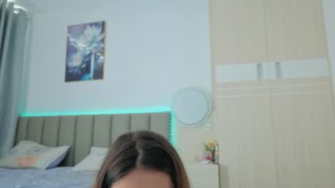 Vikky online show from April 21, 2026, 12:12 am