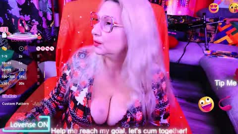 Lisa online show from December 14, 2025, 11:26 am