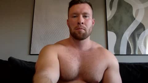 swekingxx online show from November 24, 2025, 2:06 pm