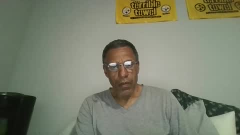 Snapshot of swimmerbod2495 chatting on May 1, 2026, 2:27 am swimmerbod2495 online show from May 1, 2026, 2:27 am