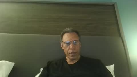 Snapshot of swimmerbod2495 chatting on May 16, 2026, 6:21 am swimmerbod2495 online show from May 16, 2026, 6:21 am