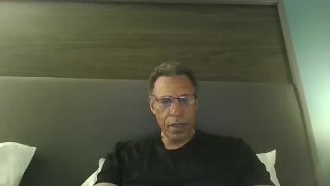 Snapshot of swimmerbod2495 chatting on May 16, 2026, 6:32 am swimmerbod2495 online show from May 16, 2026, 6:32 am