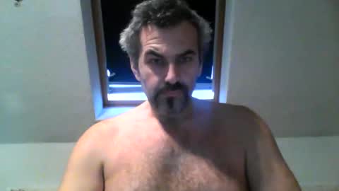 Snapshot of swinger_men_austria chatting on December 18, 2025, 7:25 am swinger_men_austria online show from December 18, 2025, 7:25 am