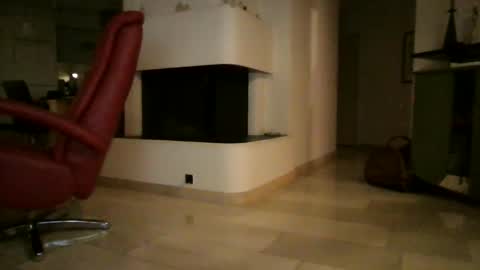 Snapshot of swisscouple73 chatting on January 4, 2025, 2:35 am Swiss Couple online show from January 4, 2025, 2:35 am