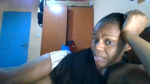Snapshot of swit_seduction chatting on July 14, 2026, 5:56 am swit_seduction online show from July 14, 2026, 5:56 am